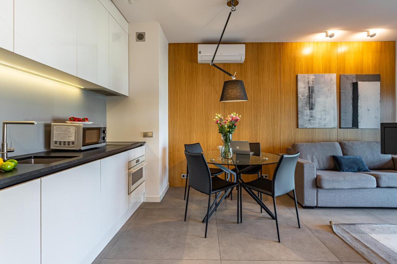 Mennica Residence Deluxe 华沙 外观 照片