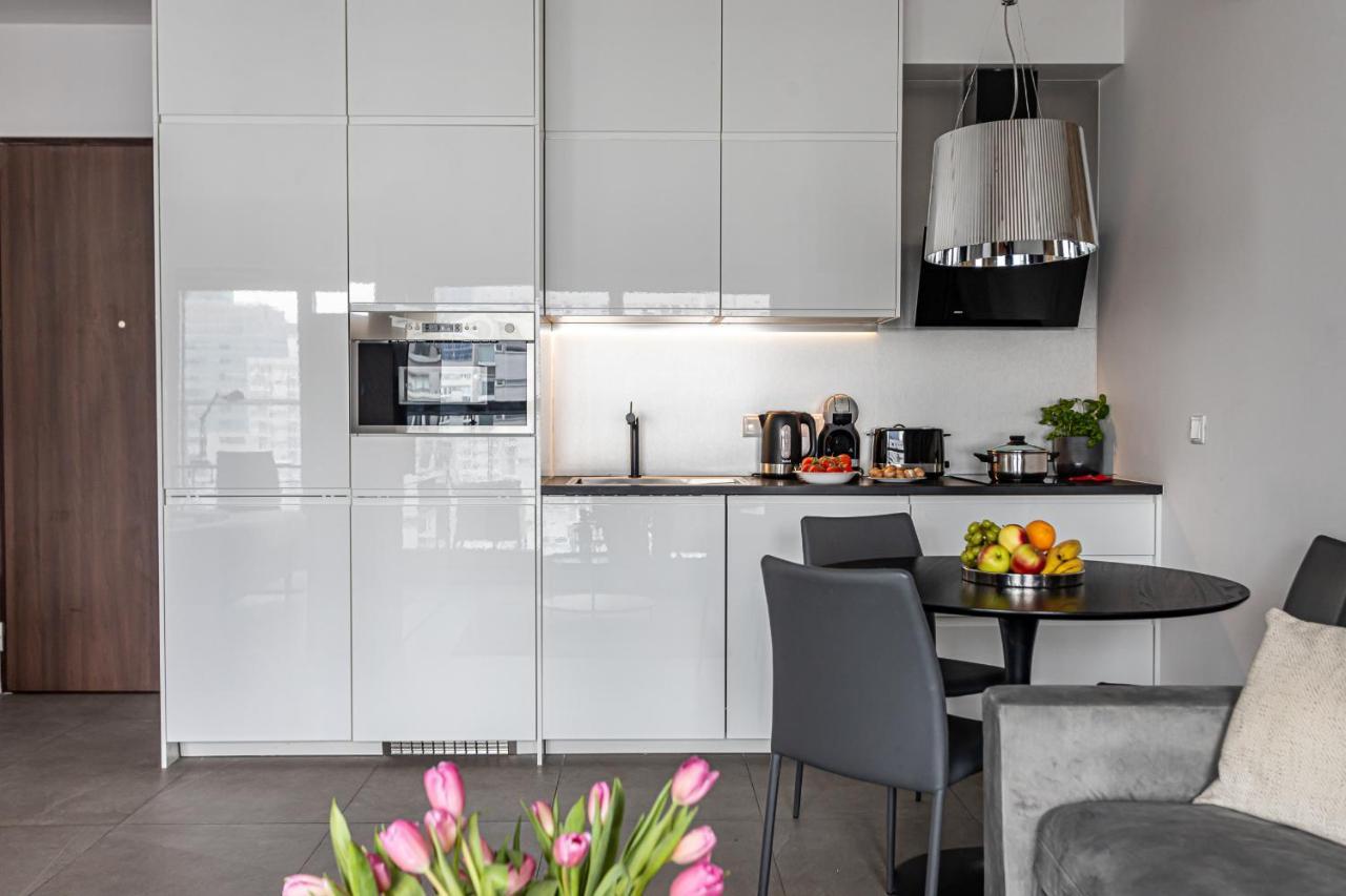 Mennica Residence Deluxe 华沙 外观 照片